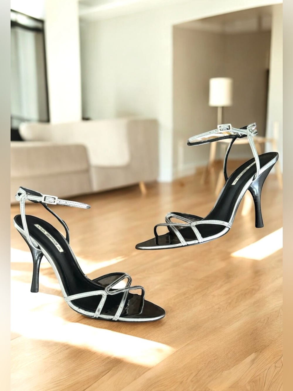 🆕 Via Spiga Strappy Sandals Silver Leather Heels